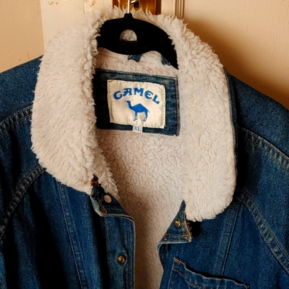 Collectable Camel cigarette brand jean sherpa jacket